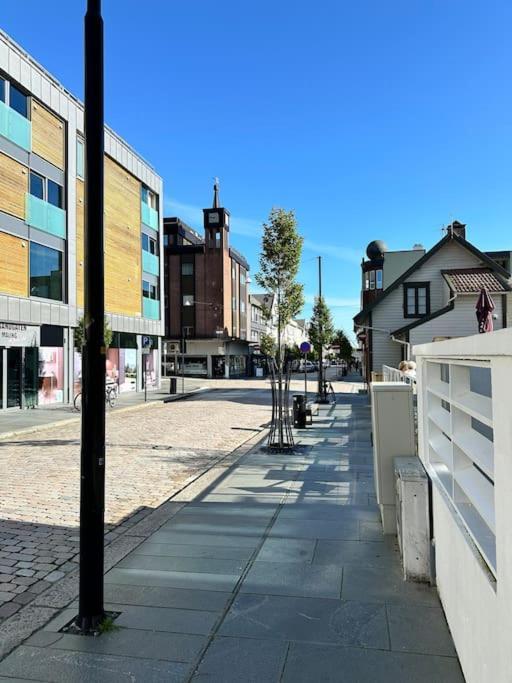 Ny Urban Leilighet Med Super Utsikt Haugesund Exterior photo