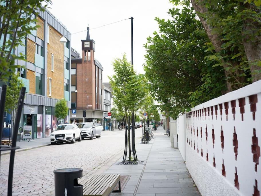 Ny Urban Leilighet Med Super Utsikt Haugesund Exterior photo