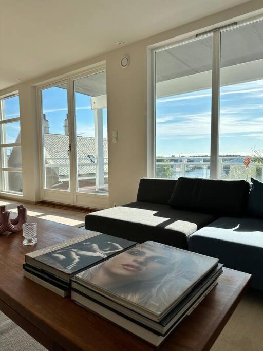 Ny Urban Leilighet Med Super Utsikt Haugesund Exterior photo